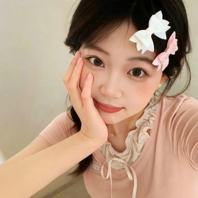 她房间里的云